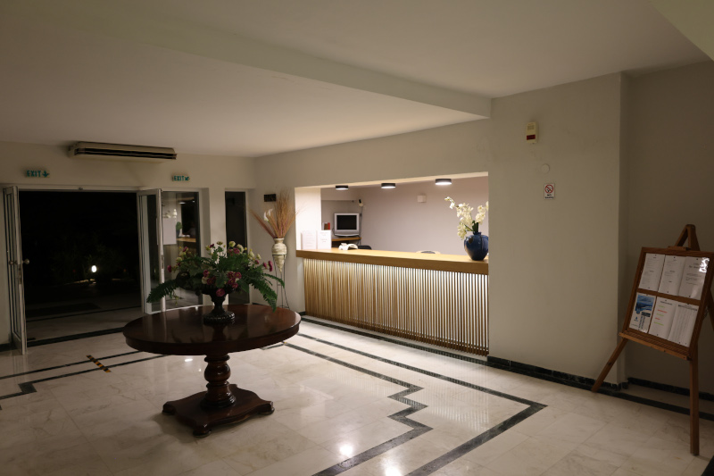   Kanapitsa Mare Hotel Reception